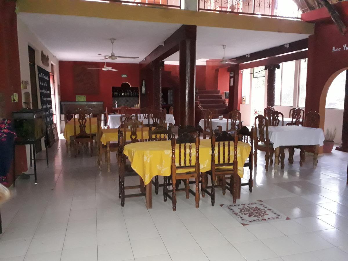 El Chac Mool Bed & Breakfast Santa Elena Exterior photo