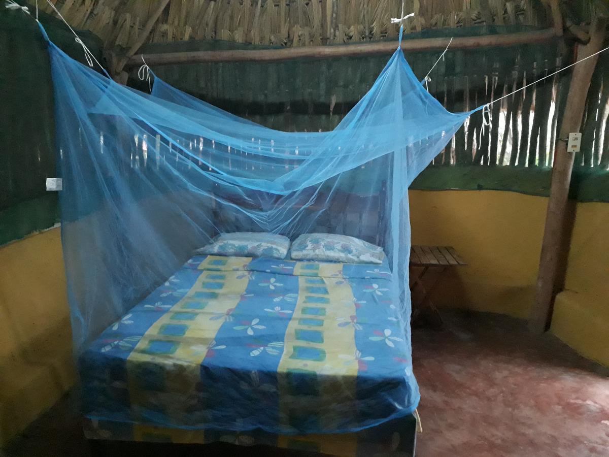 El Chac Mool Bed & Breakfast Santa Elena Exterior photo